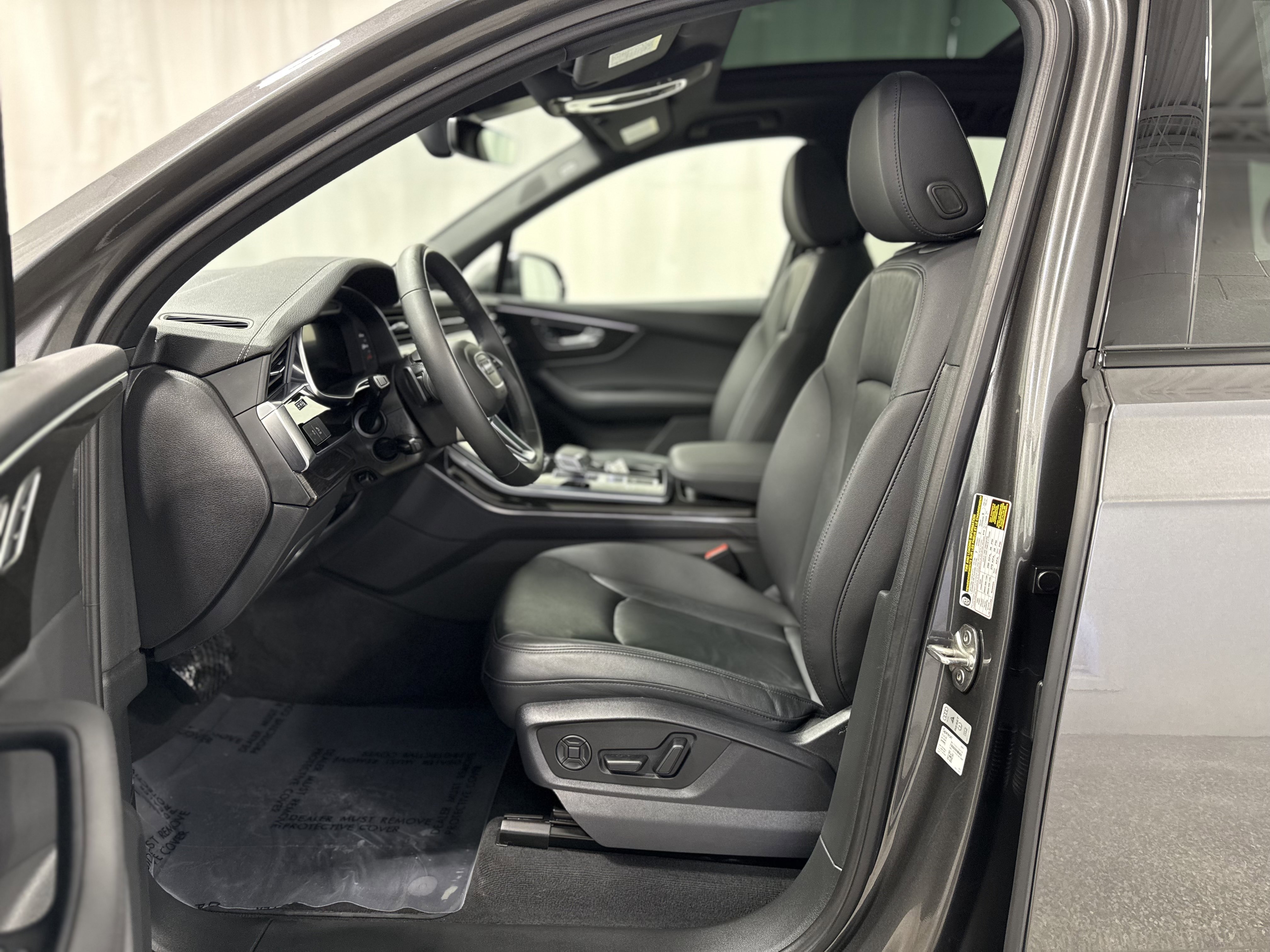 Used 2024 Audi Q7 Premium Plus w/ Premium Plus Package image 17