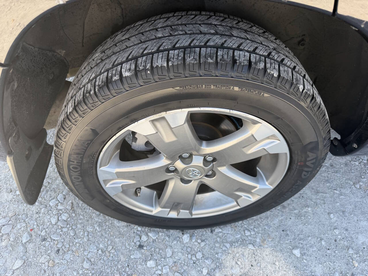 Used 2012 Toyota RAV4 Sport w/ Appearance Pkg FWD image 11