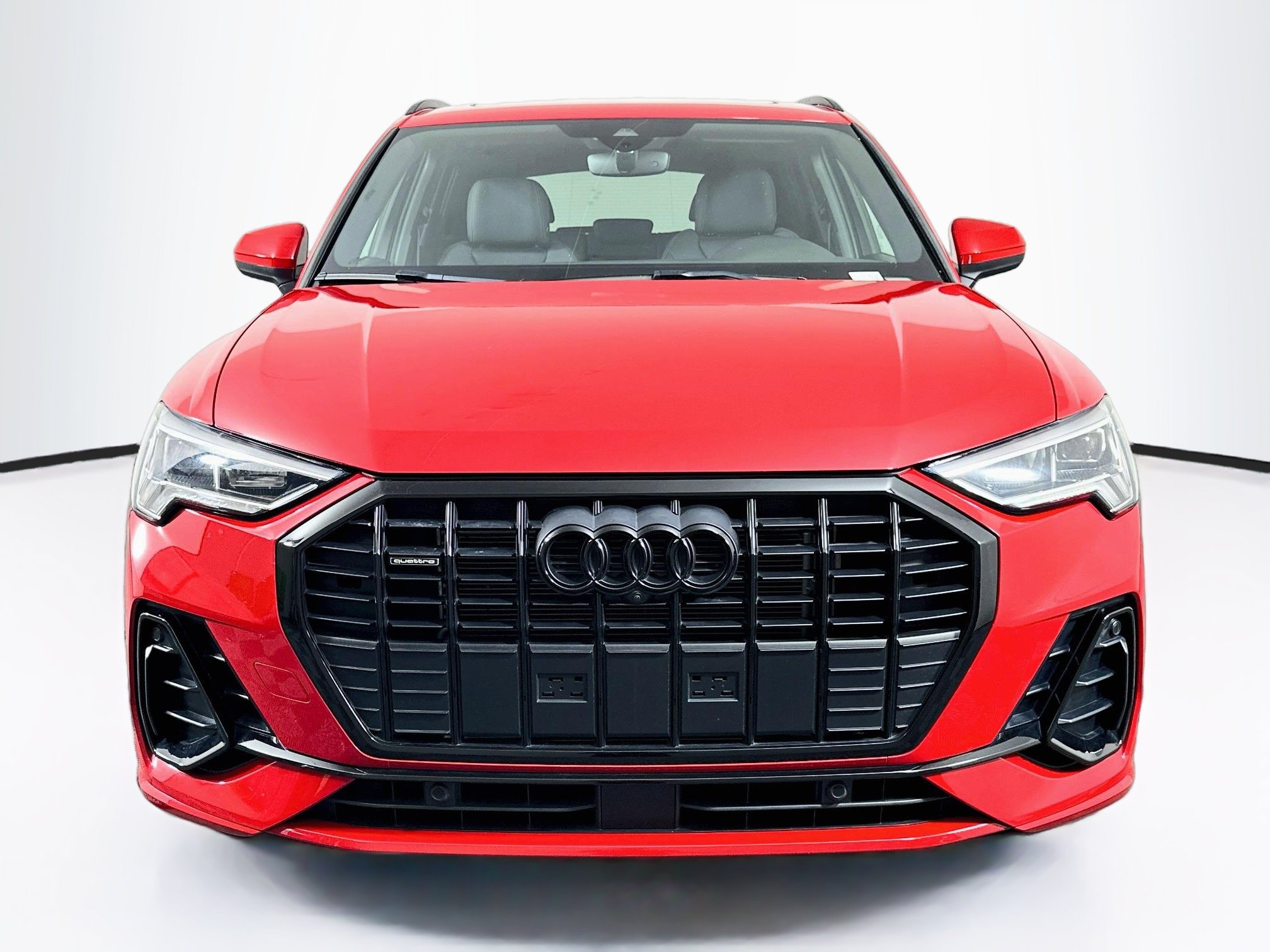 Used 2022 Audi Q3 2.0T Premium Plus AWD/4WD image 2