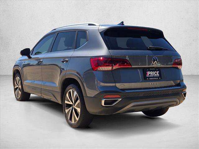 Used 2023 Volkswagen Taos SE FWD image 8