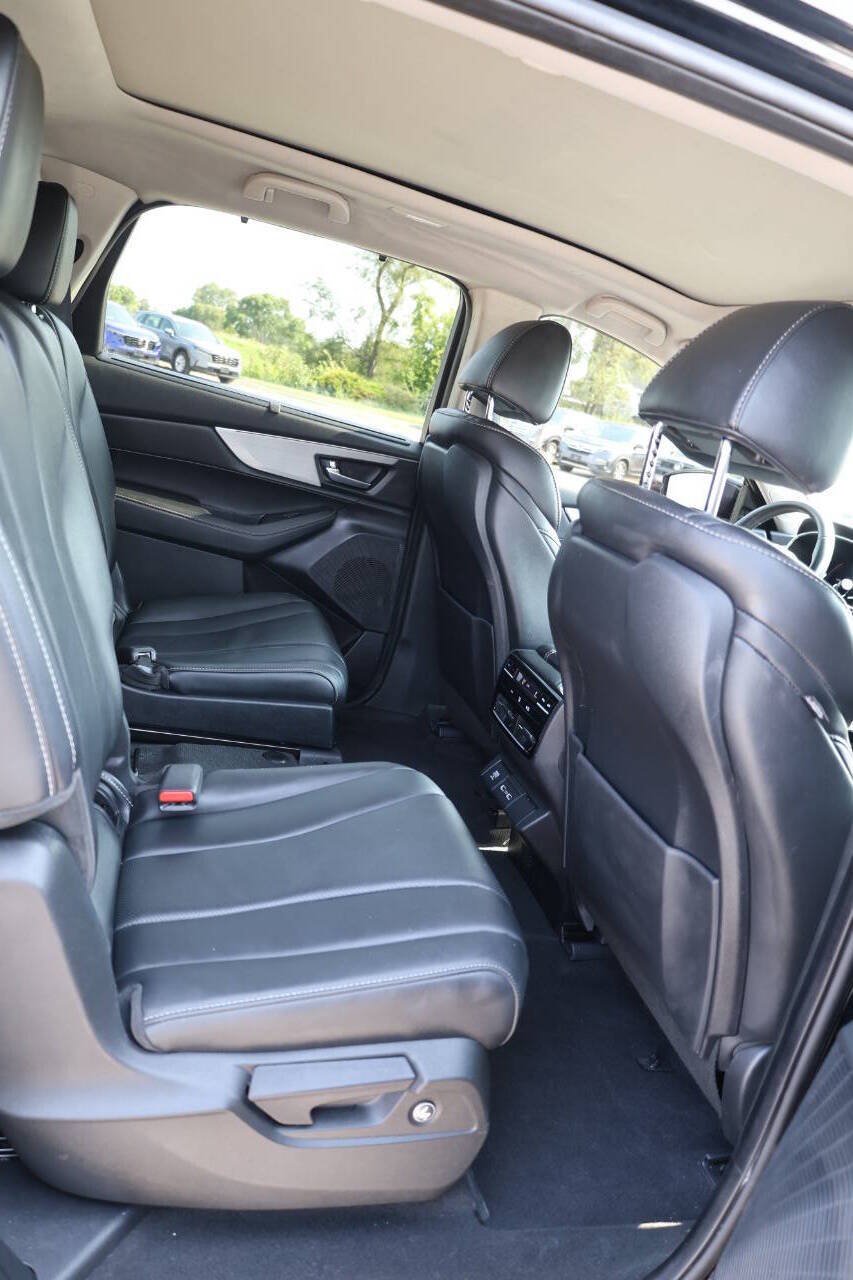 Used 2024 Acura MDX w/ Technology Package FWD image 16