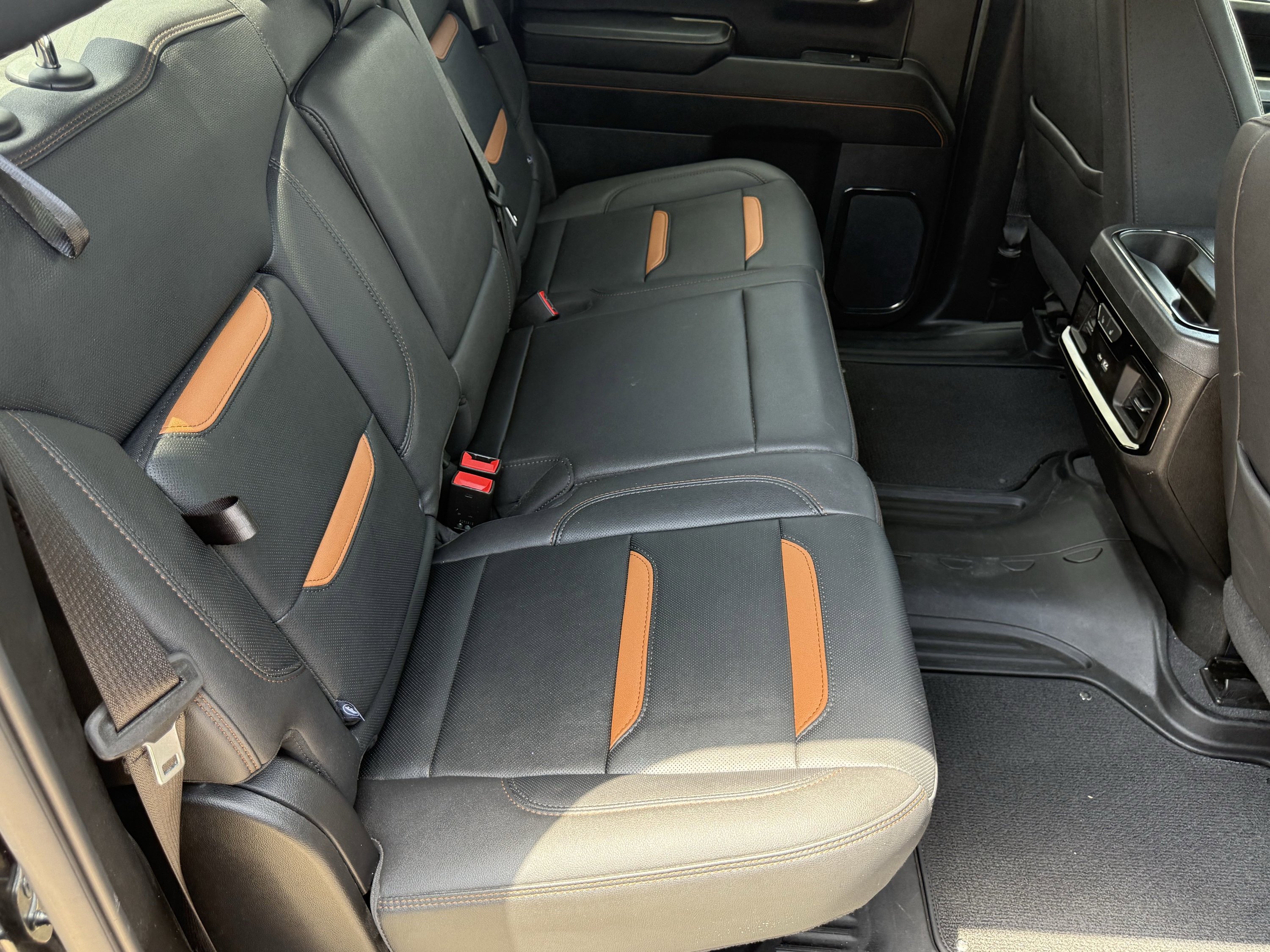 Used 2024 GMC Sierra 1500 AT4 AWD/4WD image 43