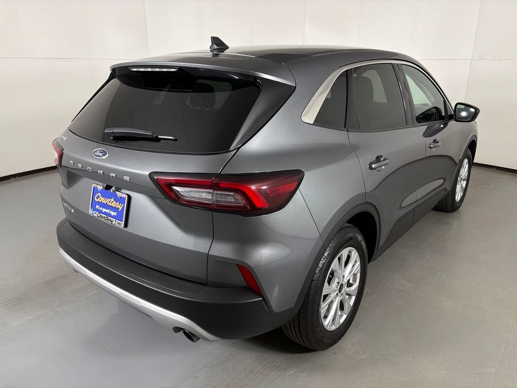 Used 2024 Ford Escape Active FWD image 8