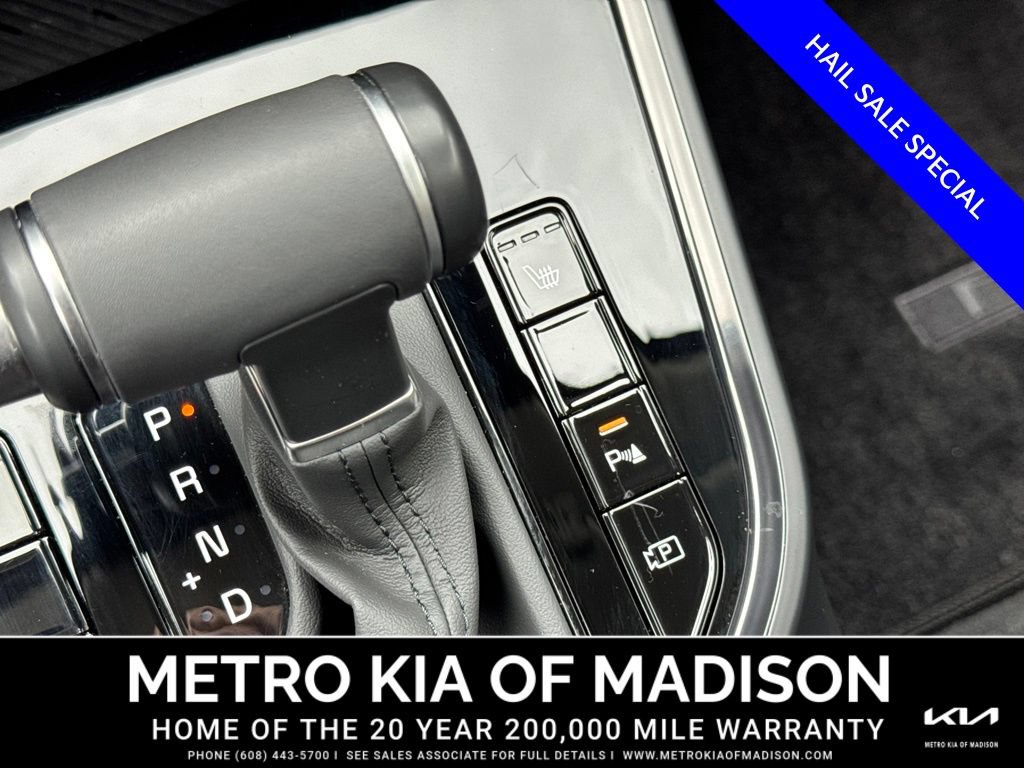 Used 2025 Kia Niro EX FWD image 26