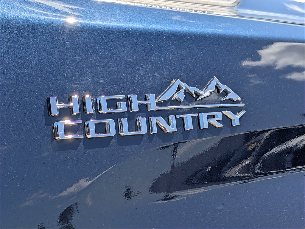 Certified 2022 Chevrolet Silverado 3500 High Country AWD/4WD image 14