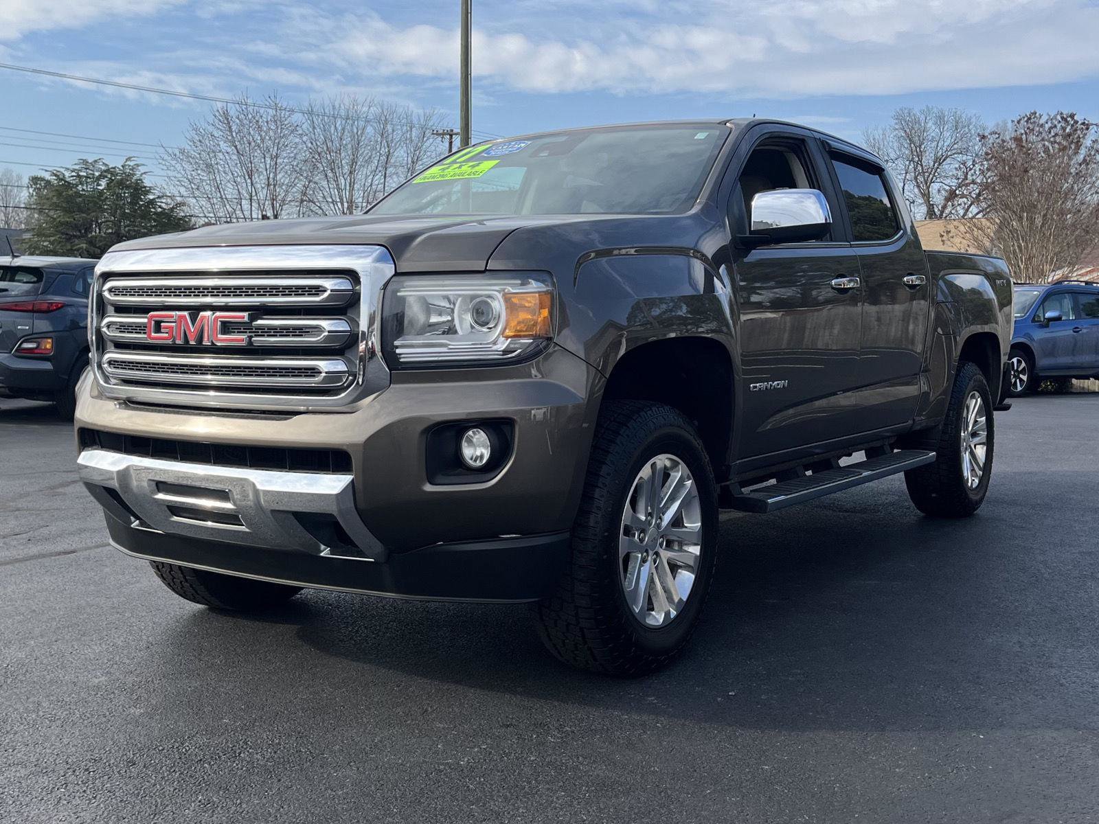 Used 2017 GMC Canyon SLT w/ Driver Alert Package image 19