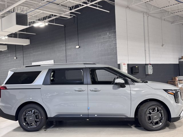 New 2026 Kia Carnival EX image 7