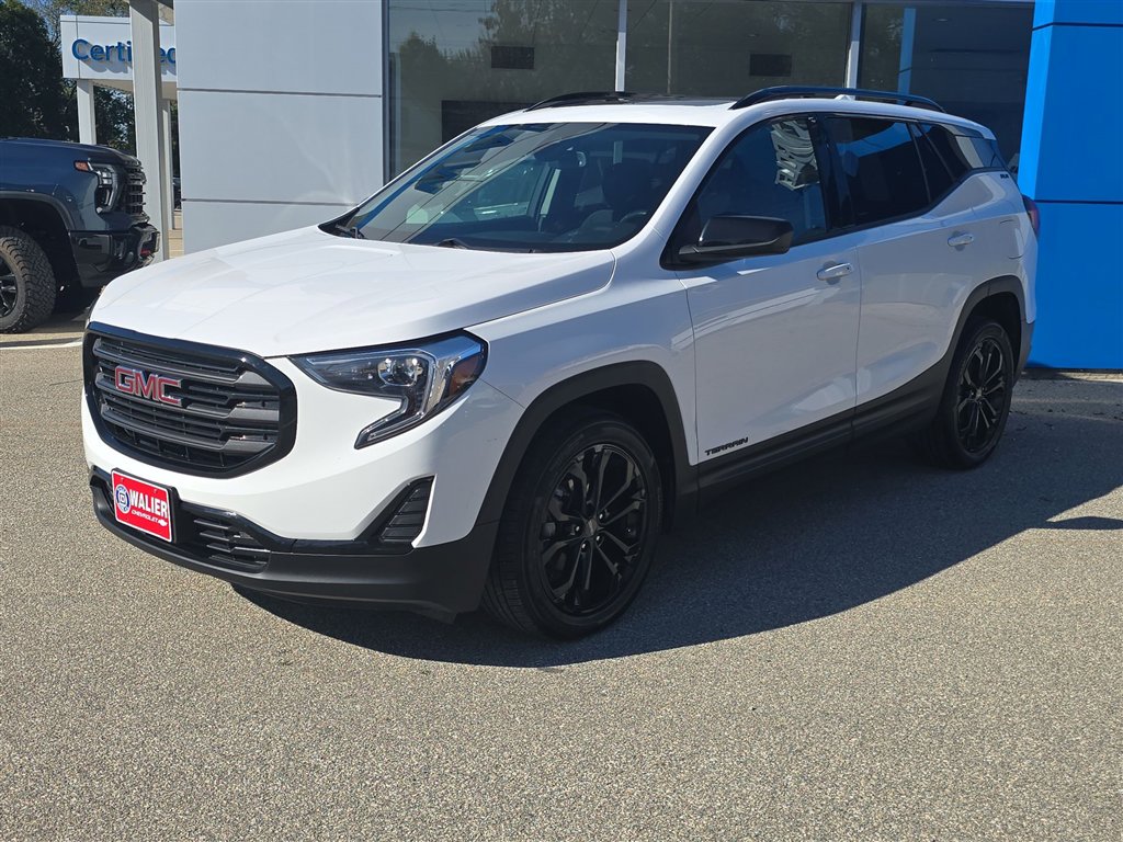 Used 2021 GMC Terrain SLE w/ Driver Convenience Package