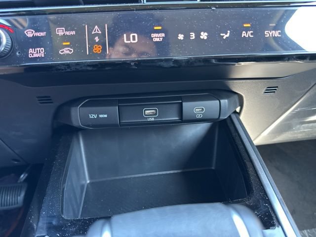 New 2026 Kia Niro LX FWD image 32