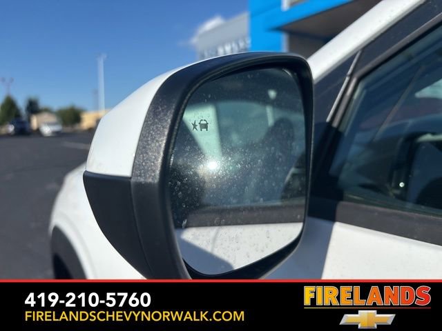 New 2025 Chevrolet Trax LT w/ Sunroof Package image 11