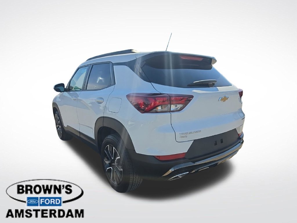 Used 2023 Chevrolet TrailBlazer ACTIV w/ Sun and Liftgate Package AWD/4WD image 7