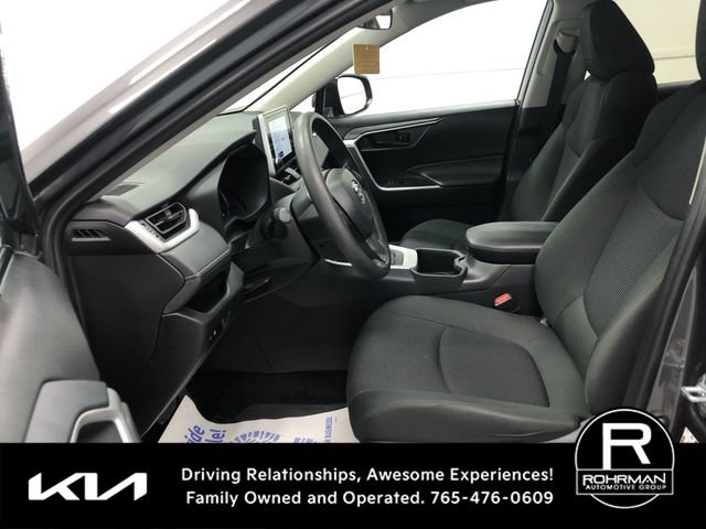 Used 2024 Toyota RAV4 LE image 11