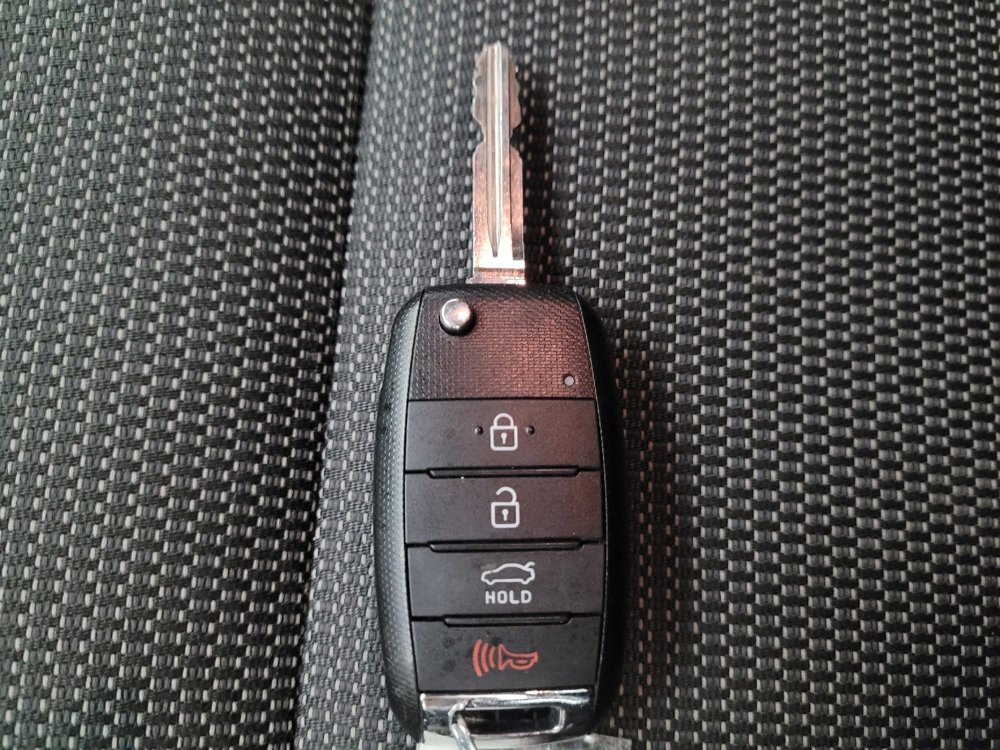 Used 2018 Kia Forte LX image 32