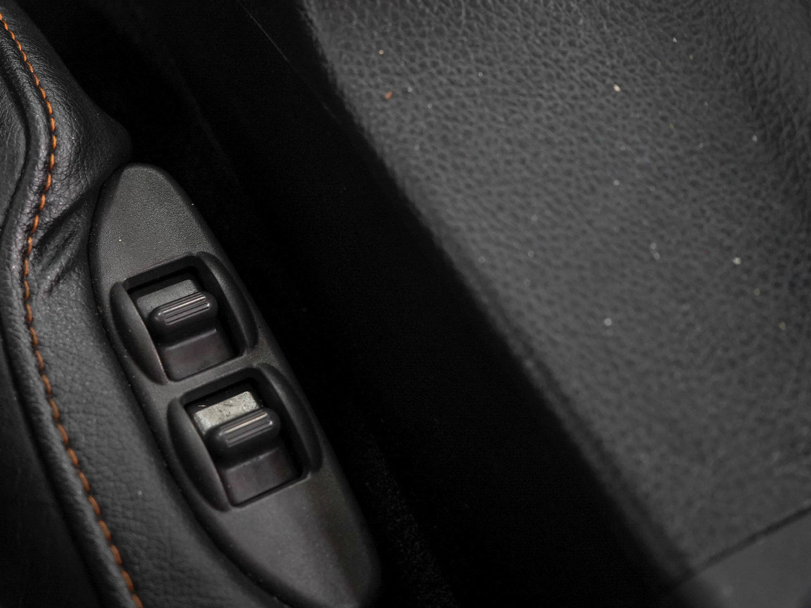 Used 2005 Nissan 350Z Touring RWD image 20