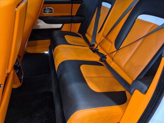 Used 2022 Rolls-Royce Cullinan AWD/4WD image 19