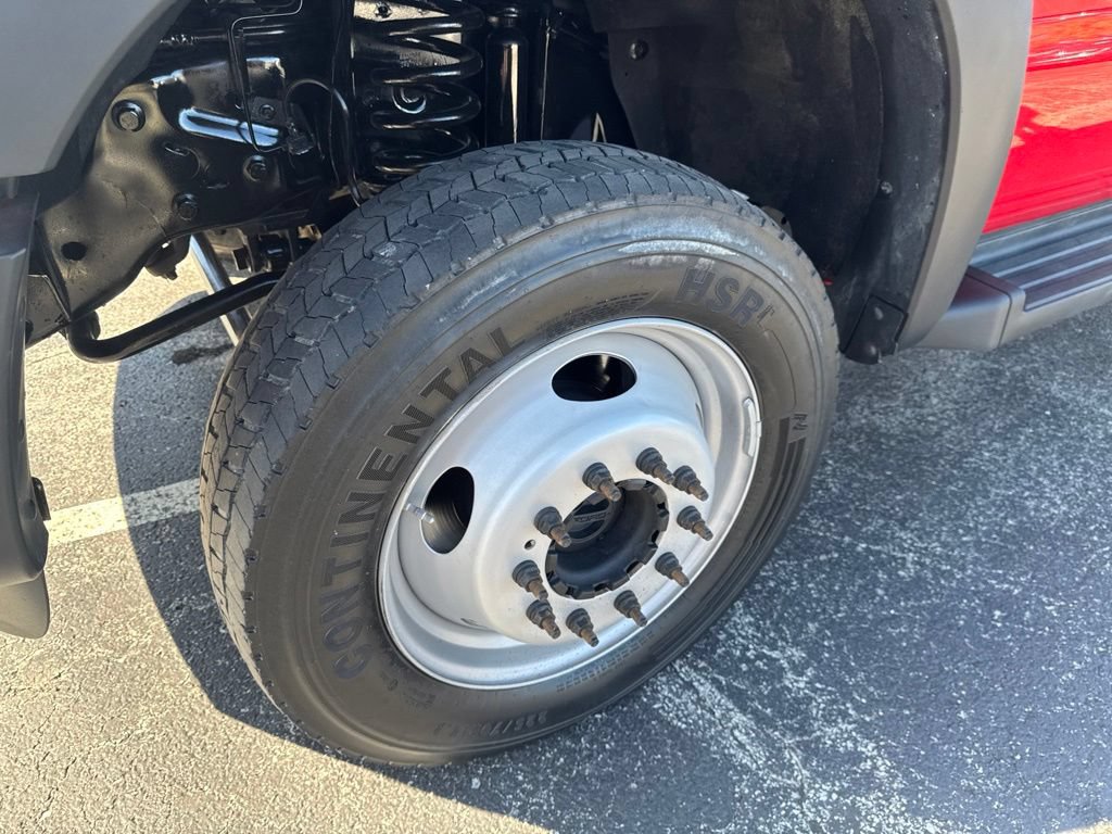 Used 2016 Ford F550 4x4 Regular Cab Super Duty image 17