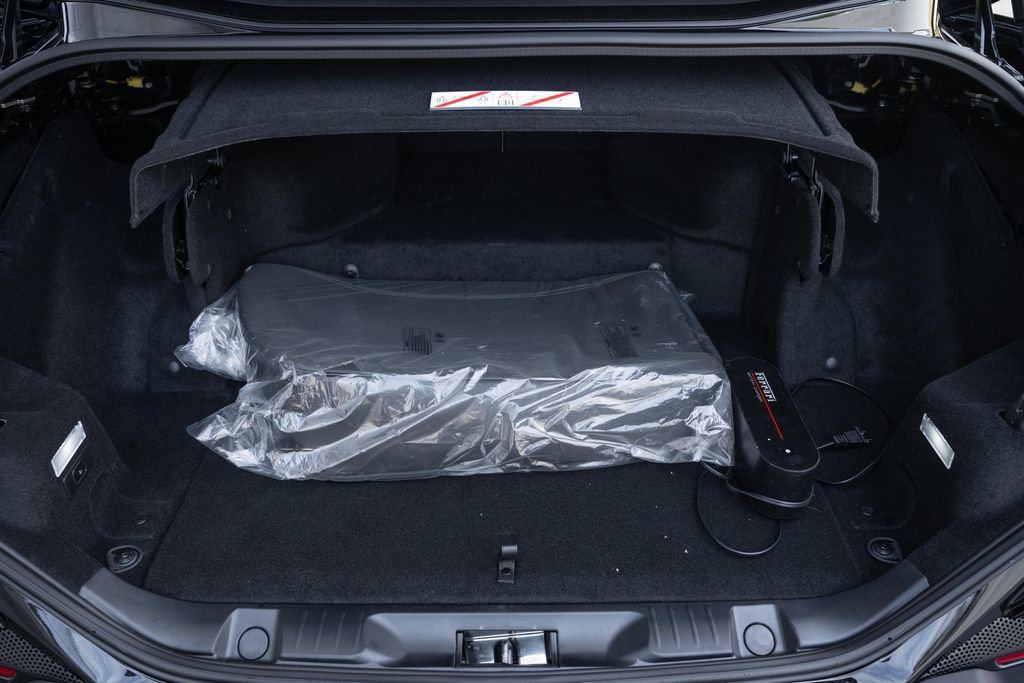 Used 2023 Ferrari Portofino M image 27