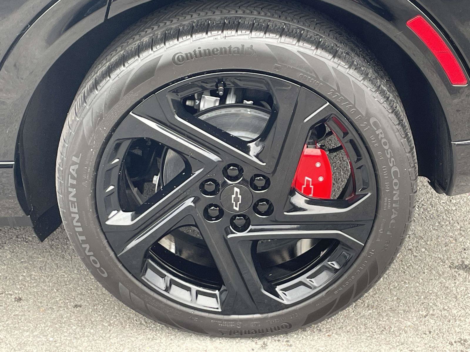 Certified 2026 Chevrolet Equinox EV RS FWD image 12