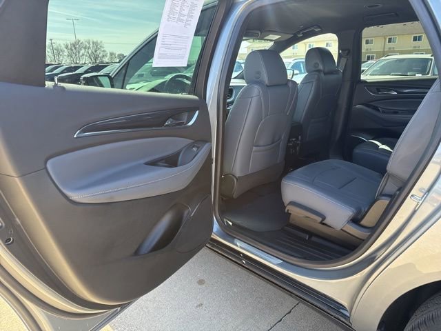 Used 2024 Buick Enclave Essence w/ Sport Touring Edition image 35