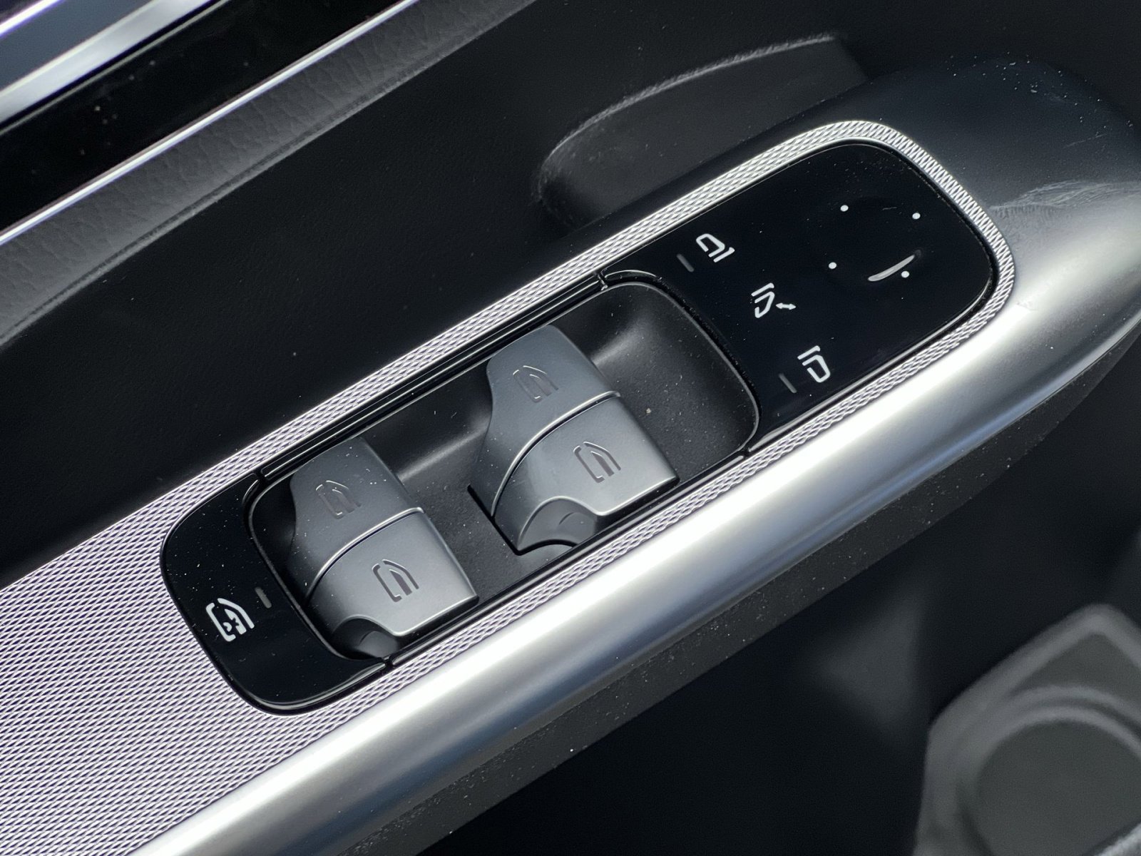 New 2026 Mercedes-Benz GLC 300 4MATIC image 13