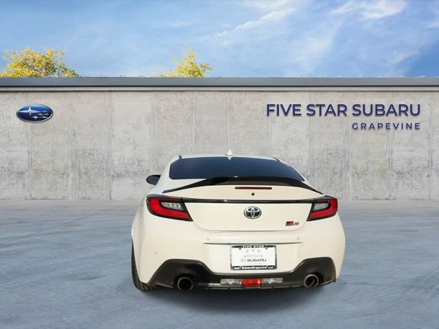 Used 2023 Toyota GR86 Premium RWD image 7