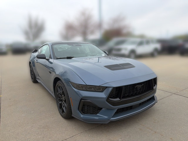 New 2026 Ford Mustang GT w/ GT Performance Package RWD image 3