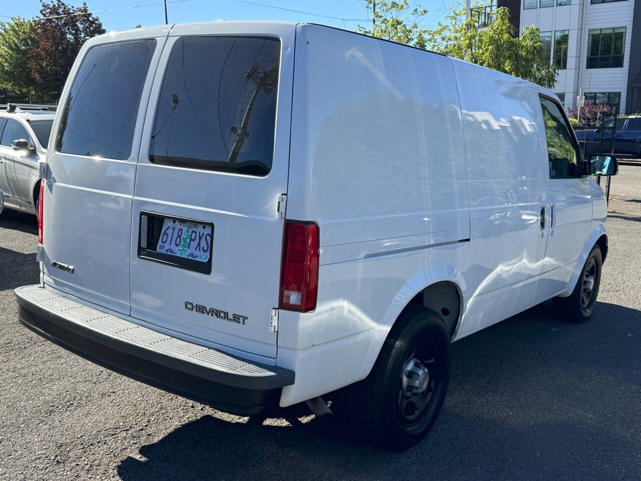 Used 2005 Chevrolet Astro RWD image 7