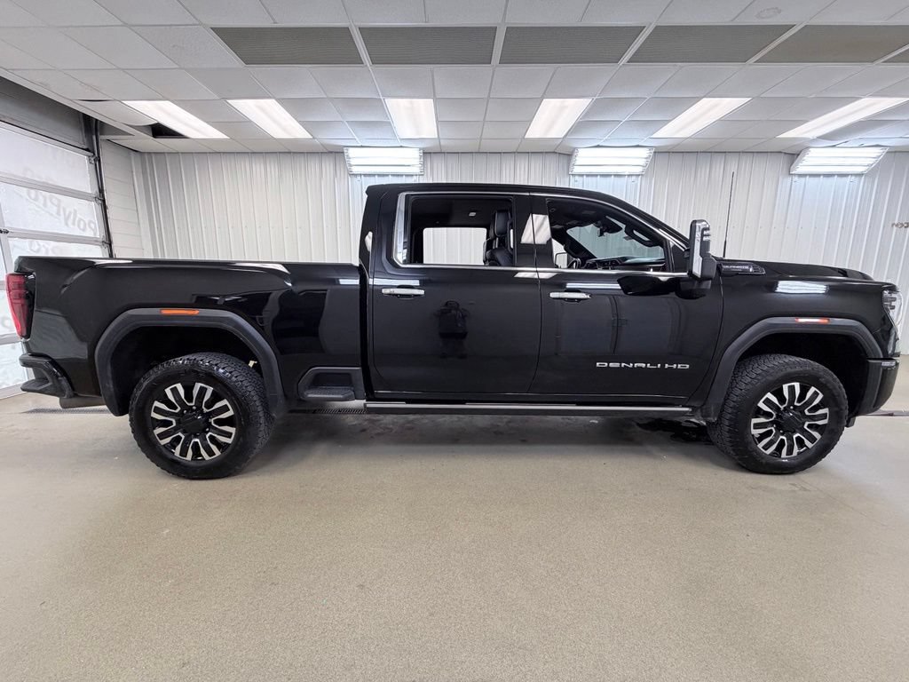 Used 2026 GMC Sierra 2500 Denali Ultimate w/ Max Trailering Package AWD/4WD image 8