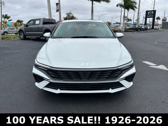 Used 2025 Hyundai Elantra SEL video 2