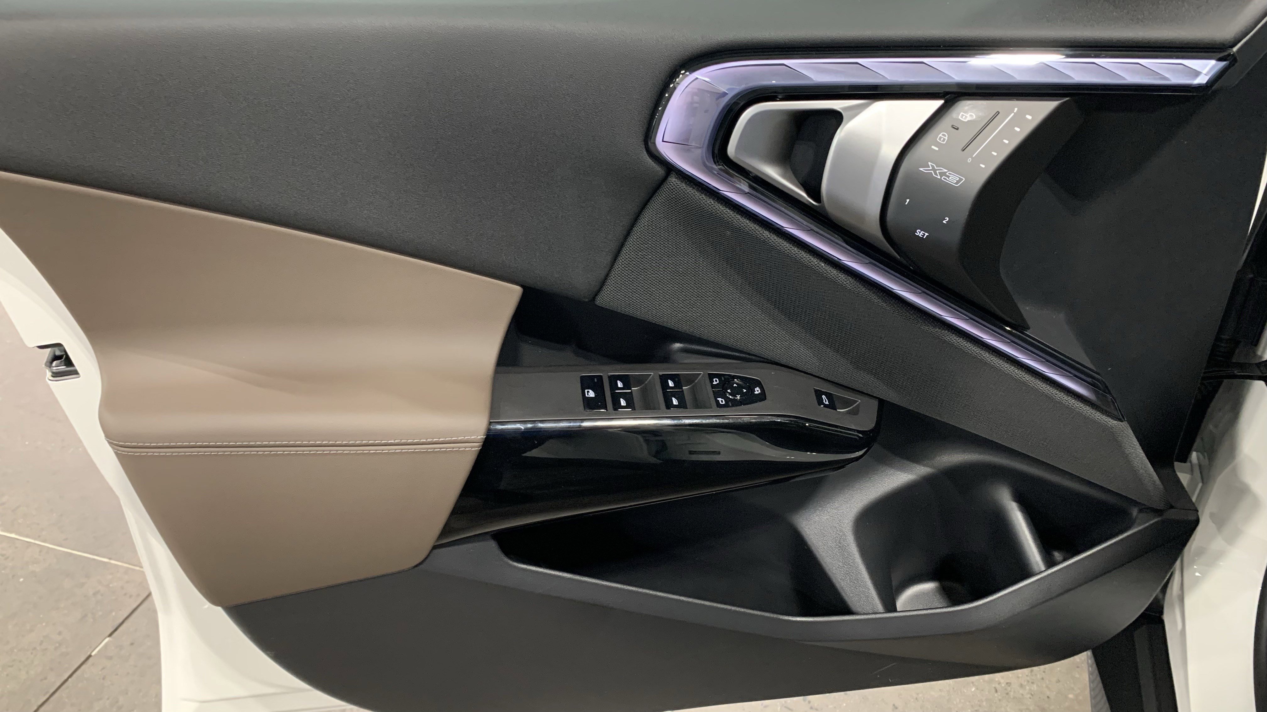 Used 2026 BMW X3 xDrive30 w/ Premium Package image 11