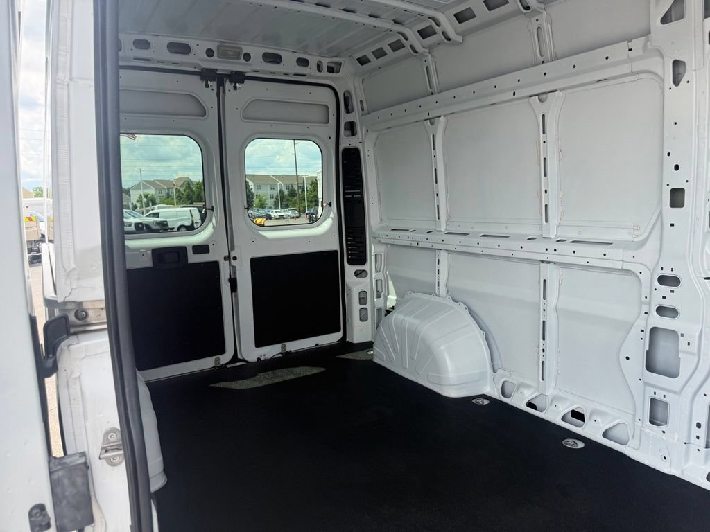Used 2024 RAM ProMaster 2500 FWD image 48