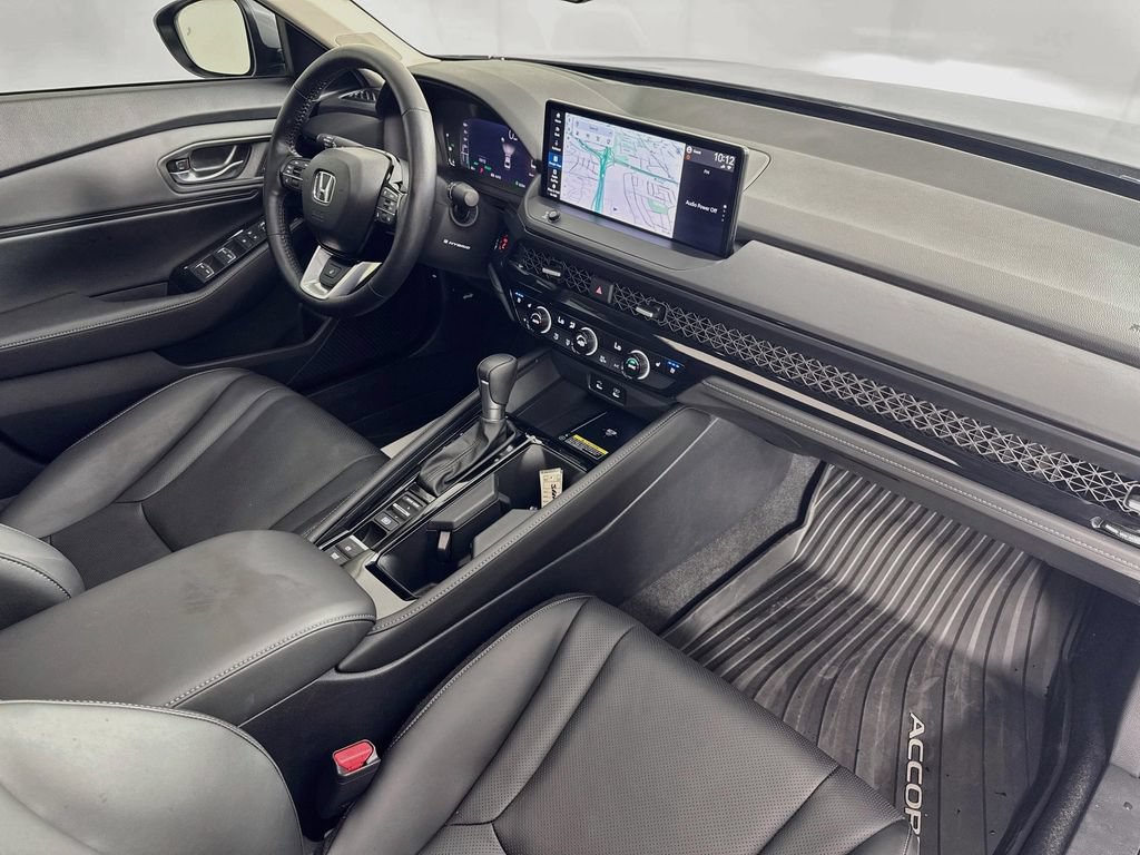 Used 2025 Honda Accord Touring image 39