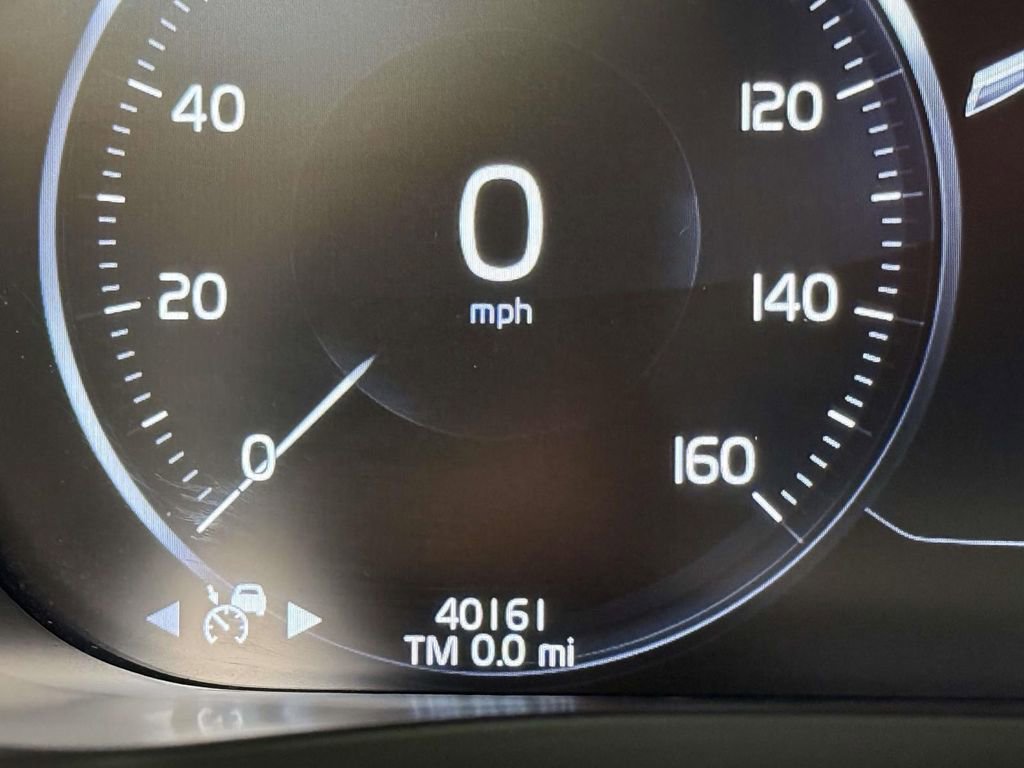 Used 2021 Volvo XC60 T6 Inscription w/ Advanced Package AWD/4WD image 5