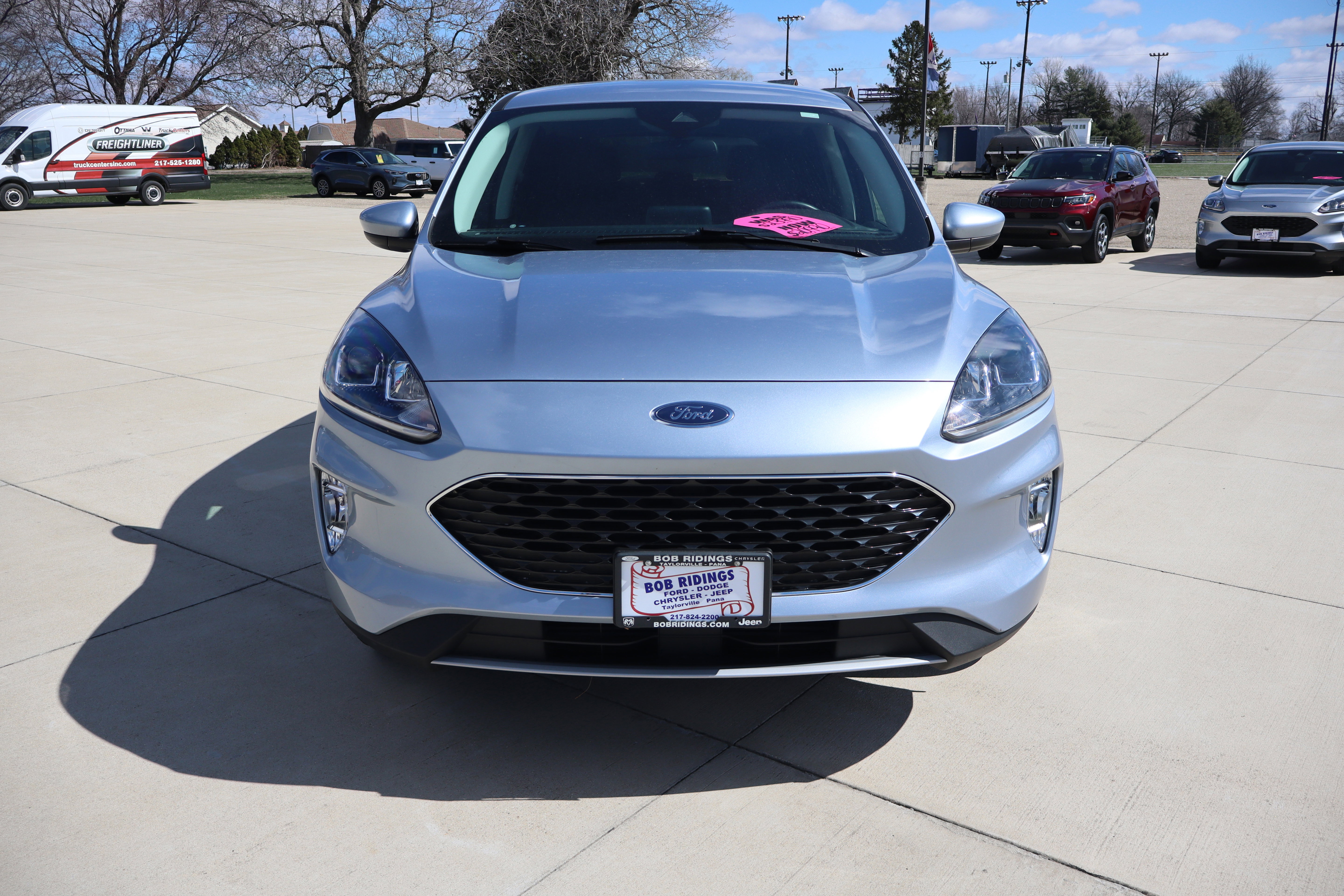 Used 2022 Ford Escape SEL image 3