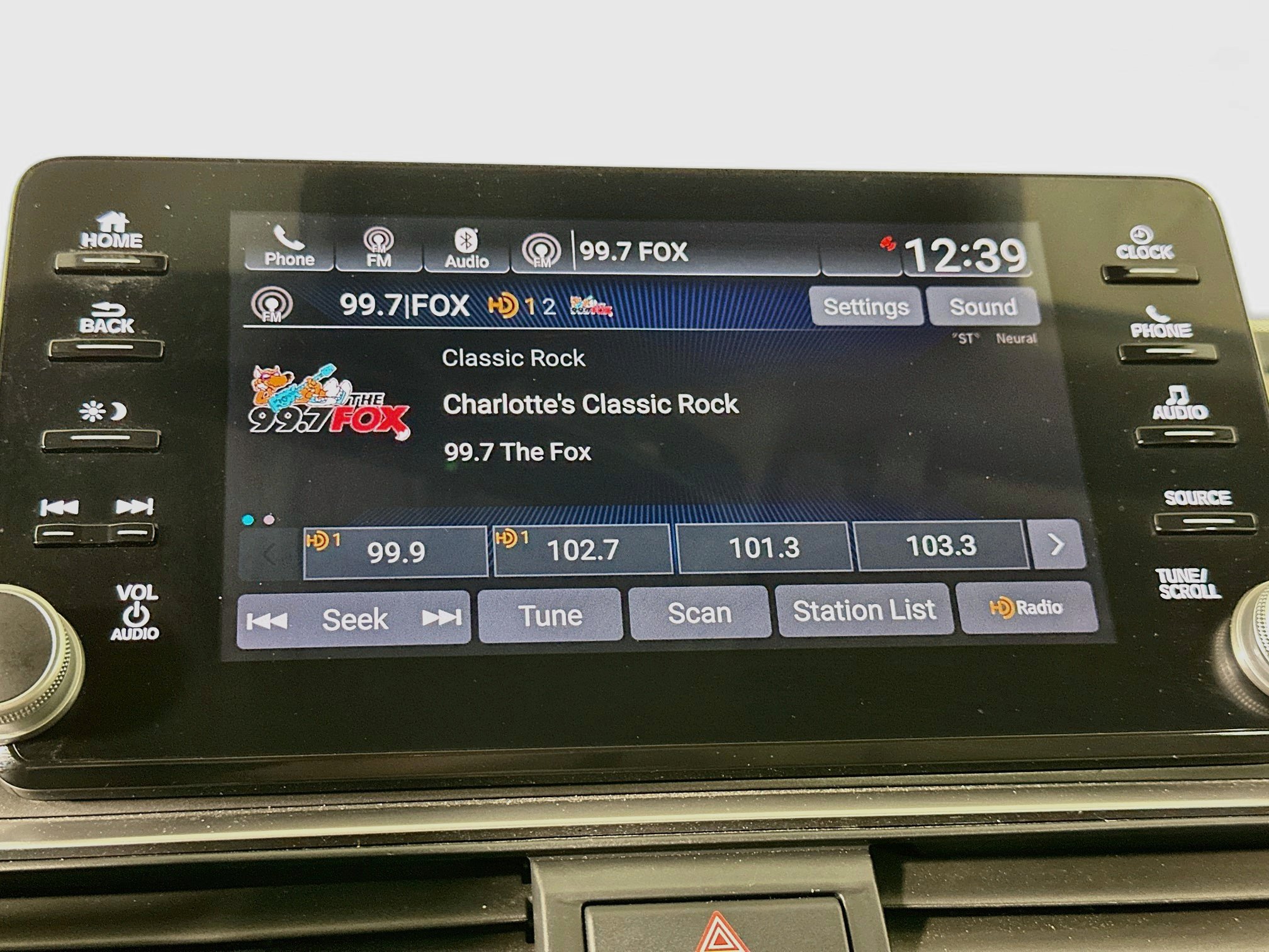 Used 2018 Honda Accord EX-L image 21