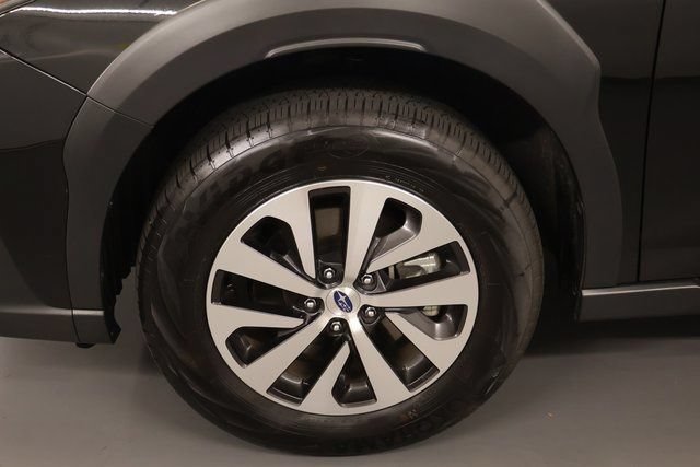 Certified 2025 Subaru Outback Premium AWD/4WD image 8