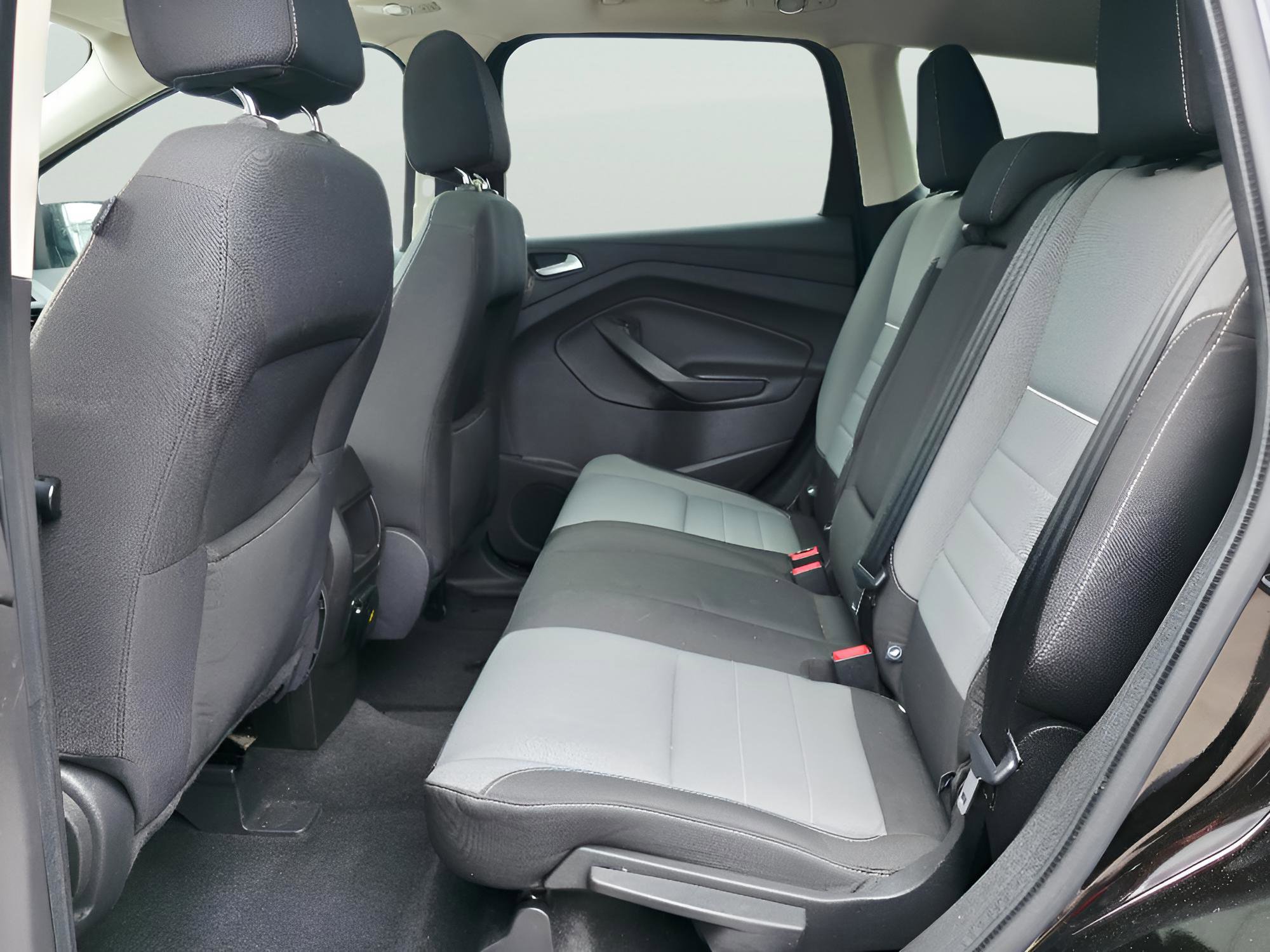 Used 2013 Ford Escape SE image 12