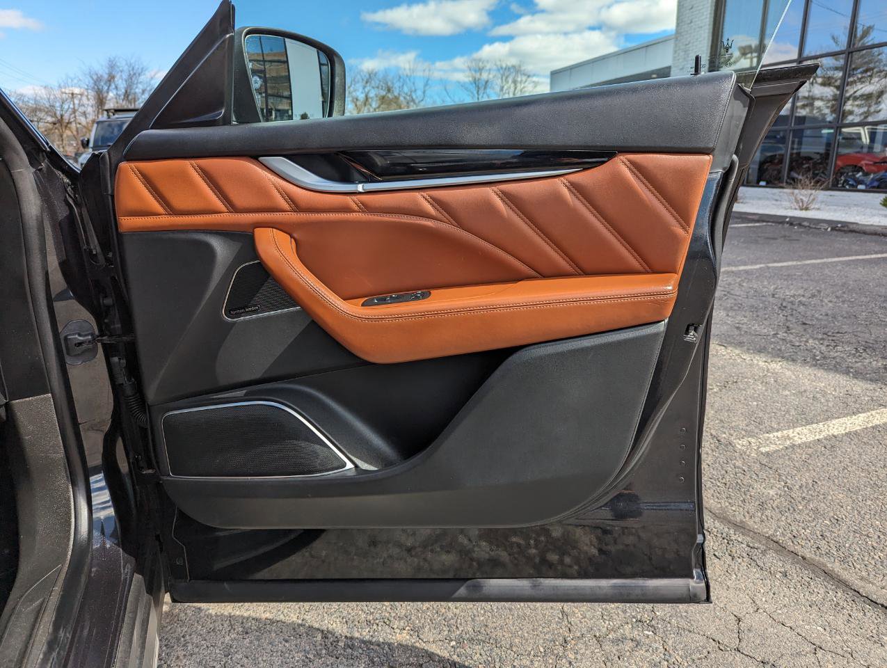 Used 2022 Maserati Levante Modena image 31