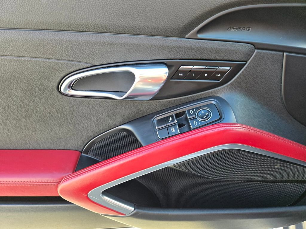 Used 2017 Porsche 718 Boxster S image 20