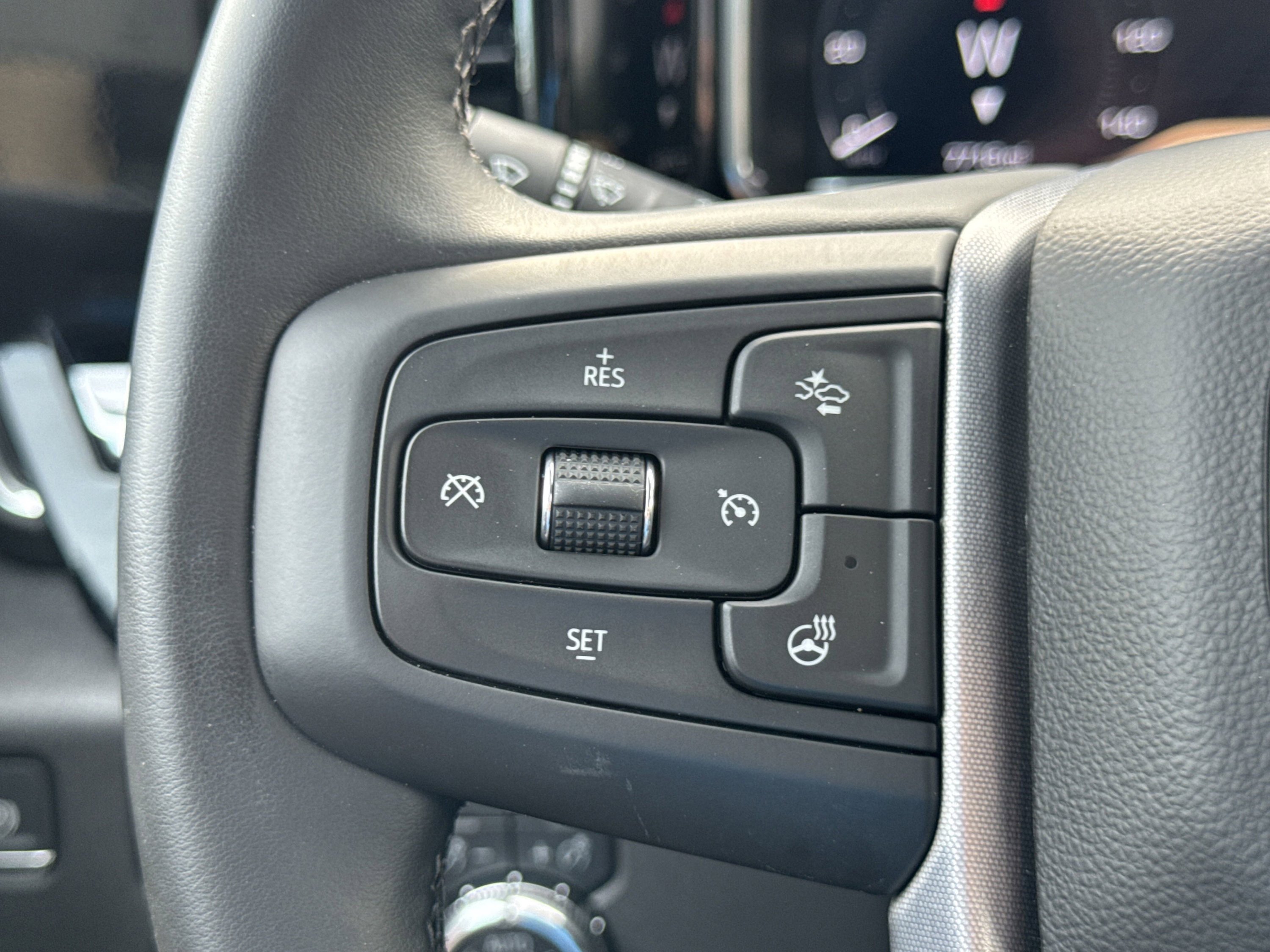 Used 2025 GMC Sierra 1500 SLT image 55