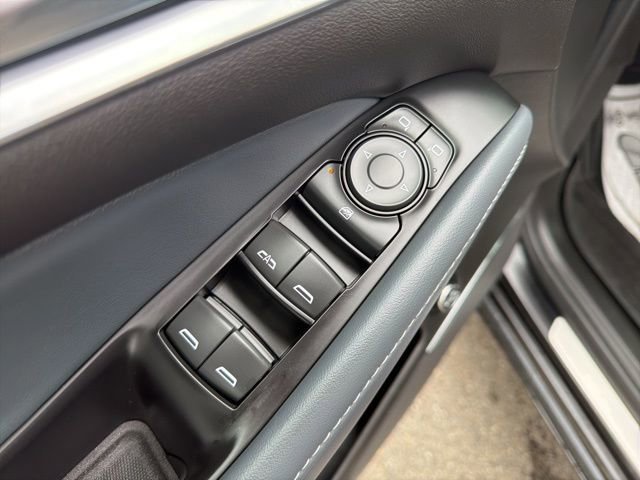 Certified 2023 Buick Enclave Essence w/ Sport Touring Edition FWD image 21