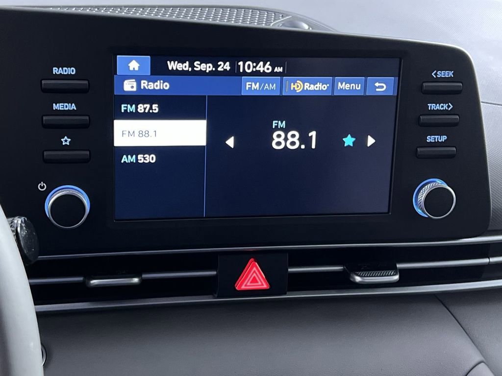 Used 2025 Hyundai Elantra Sport image 18