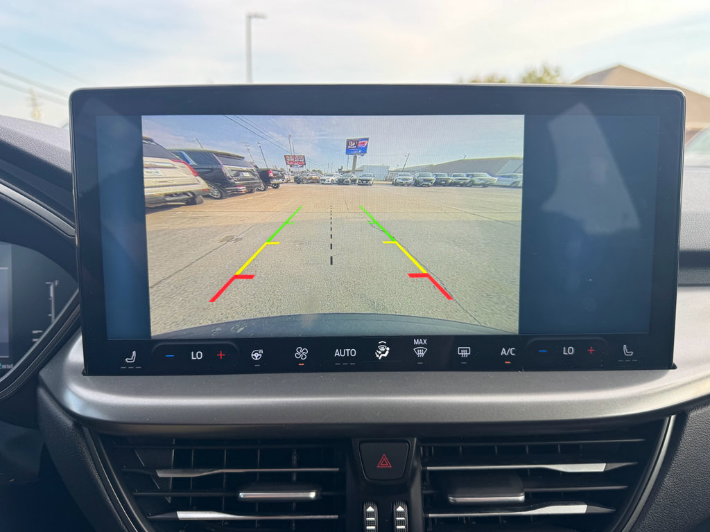 Used 2023 Ford Escape SE image 18