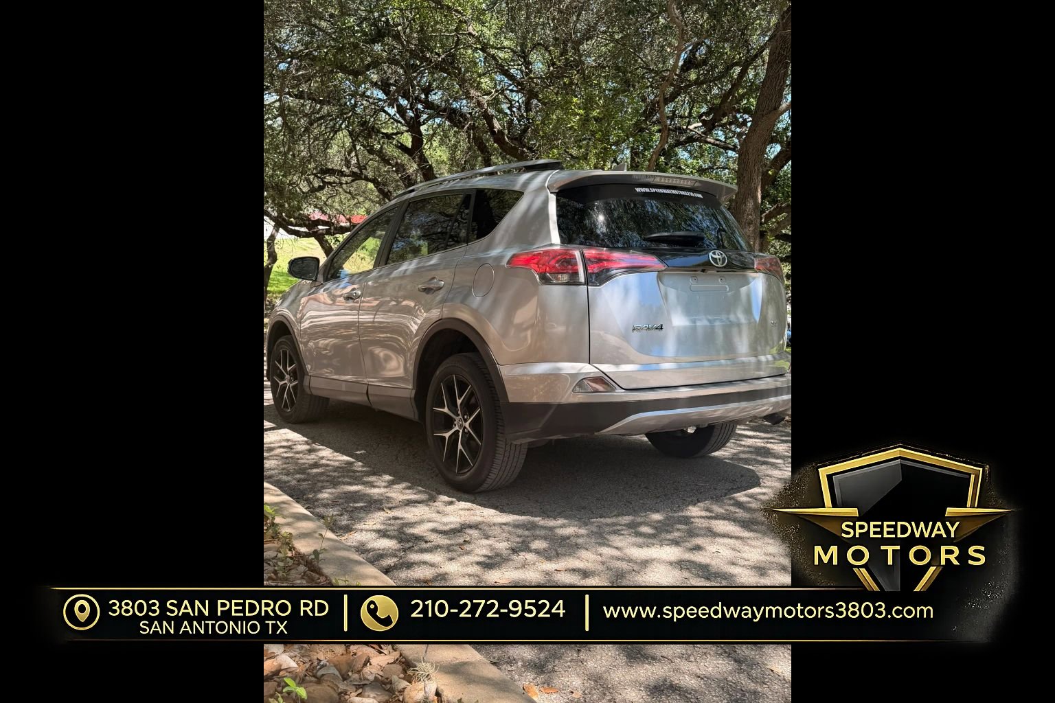 Used 2018 Toyota RAV4 SE w/ Power Extra Value Package FWD image 5