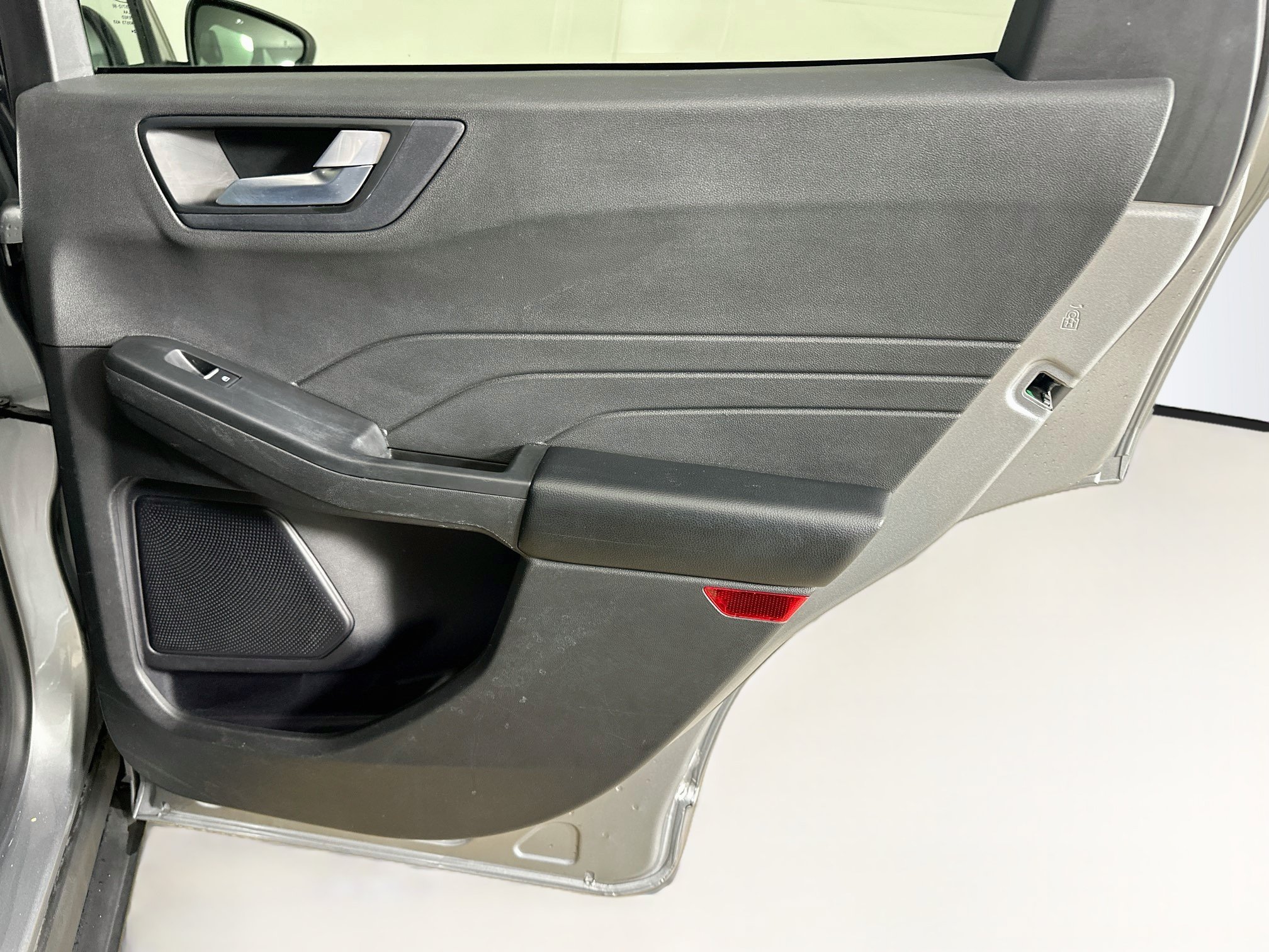 Used 2024 Ford Escape ST-Line FWD image 29
