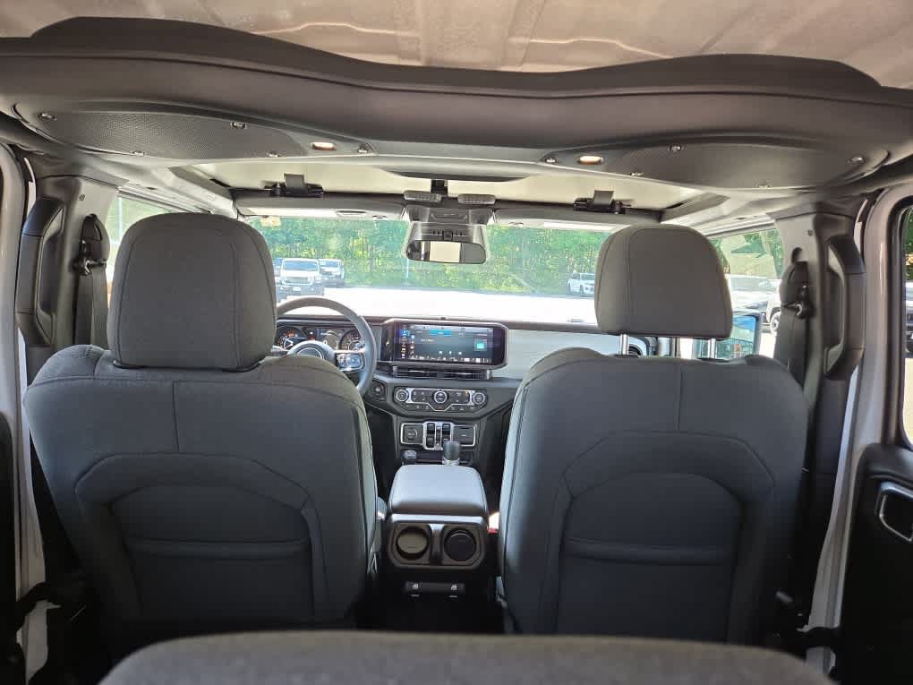 Used 2026 Jeep Wrangler Unlimited Sport AWD/4WD image 33