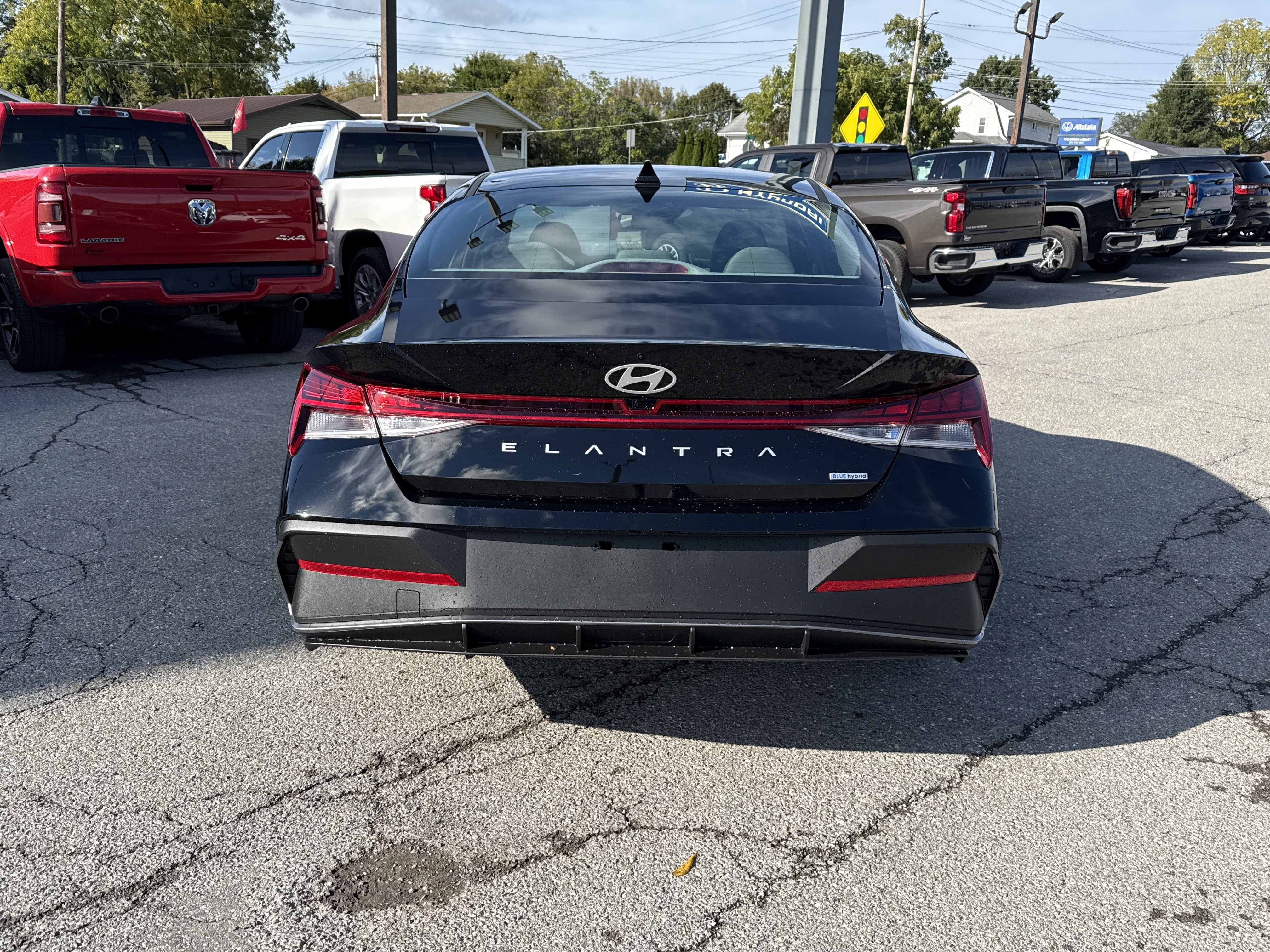 New 2026 Hyundai Elantra Hybrid FWD image 4
