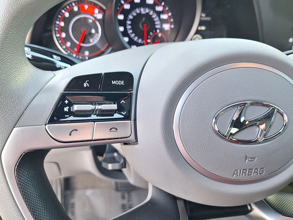 Certified 2023 Hyundai Elantra SEL image 15