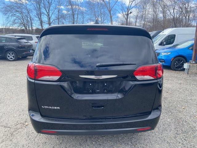 New 2026 Chrysler Voyager LX FWD image 5