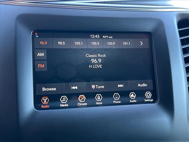 Used 2019 Jeep Cherokee Latitude w/ Popular Appearance Group FWD image 15